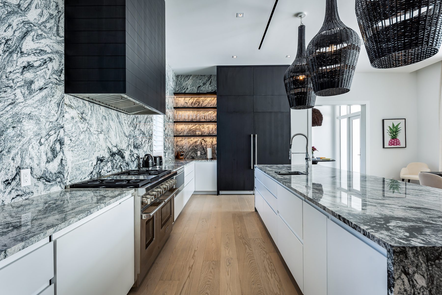 Luxury CASO kitchen in Nassau, Bahamas